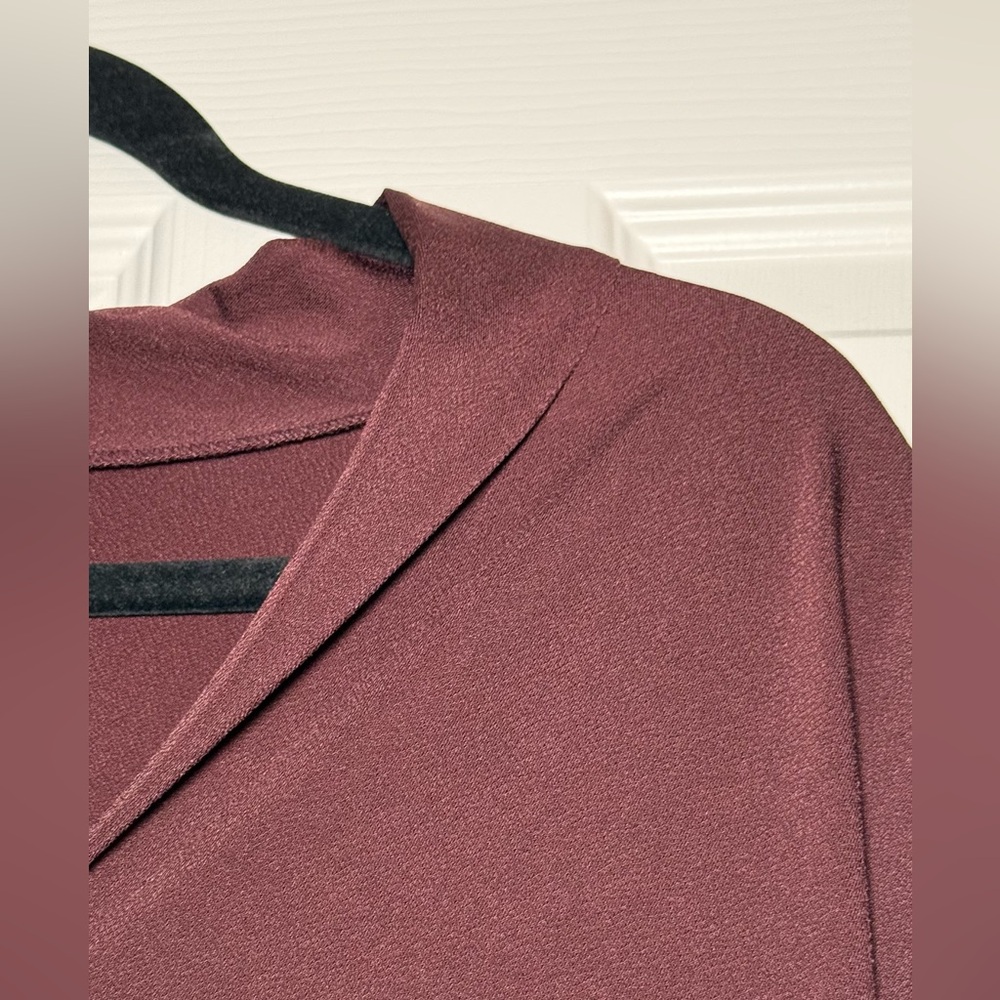 Beautiful burgundy top!